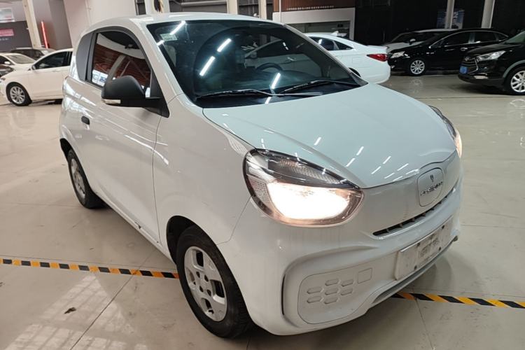Used Roewe Clever 2021 302km Excellence Edition Front Right 45 Deg