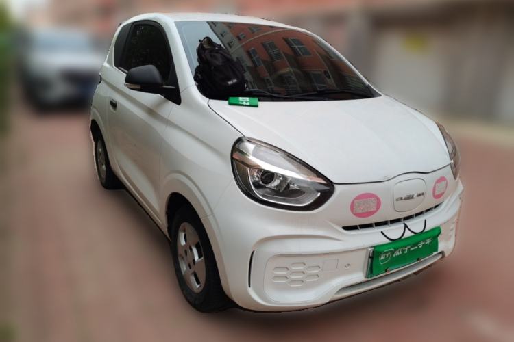 Used Roewe Clever 2021 302km All-Round Version Front Right 45 Deg