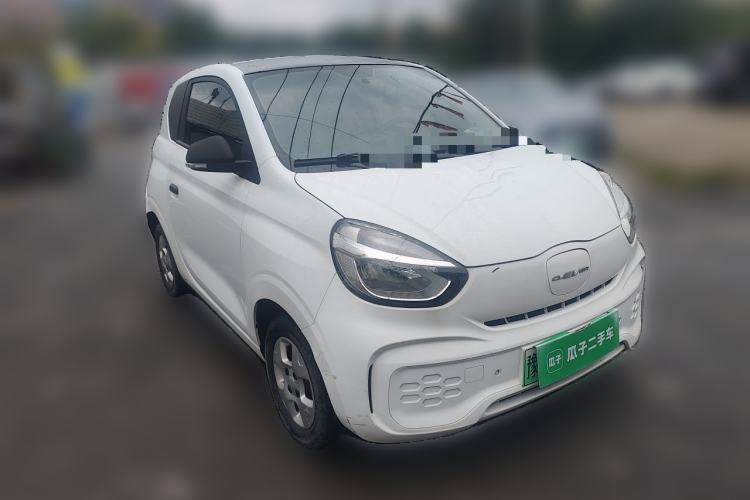 Used Roewe Clever 2021 302km All-Round Version Front Right 45 Deg