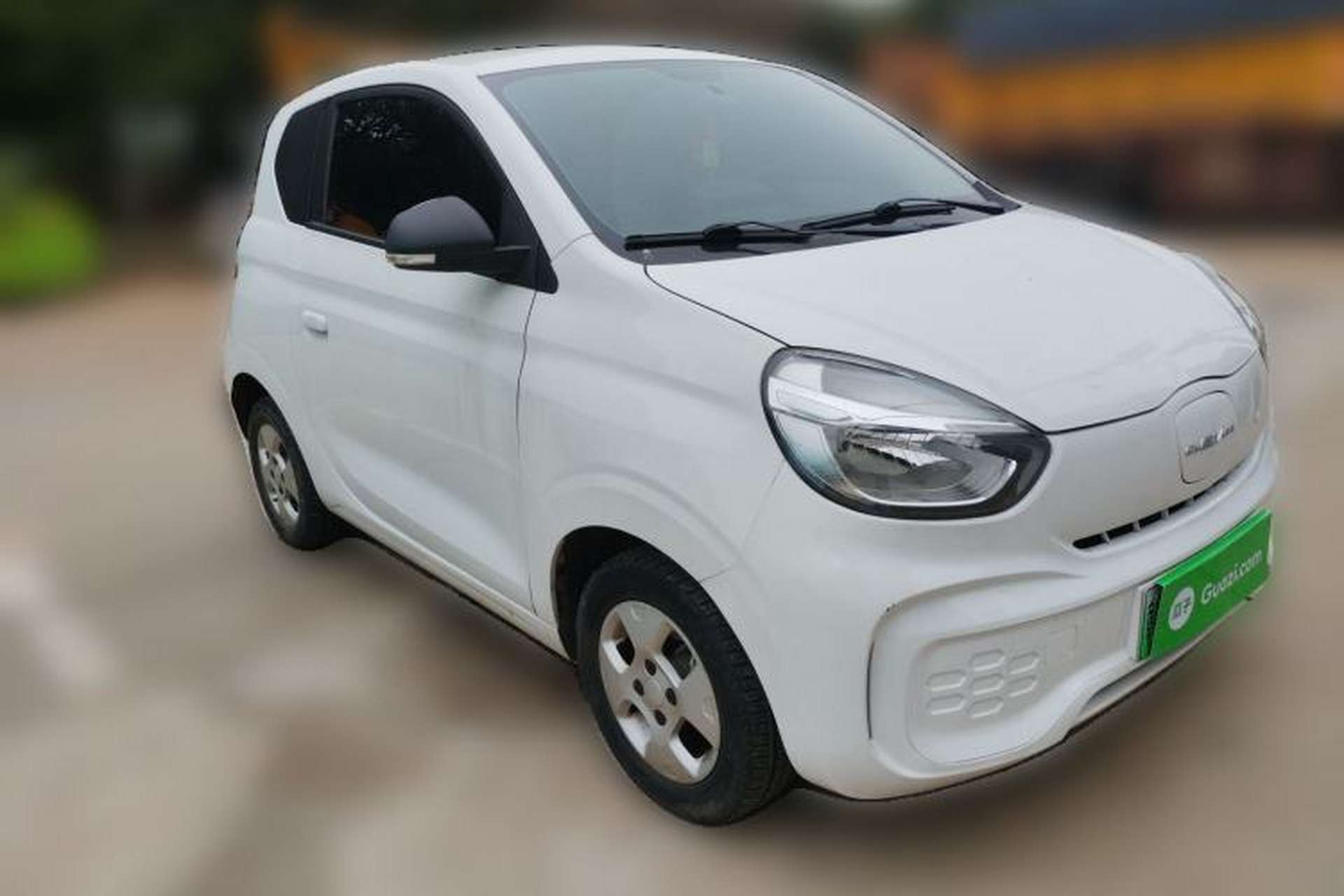 Used Roewe Clever 2021 302 km New Four-Seater Super-Efficient Version Front Right 45 Deg