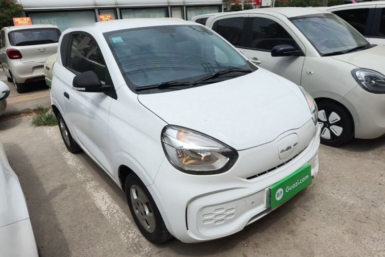 Used Roewe Clever 2021 302km All-Round Version Front Right 45 Deg