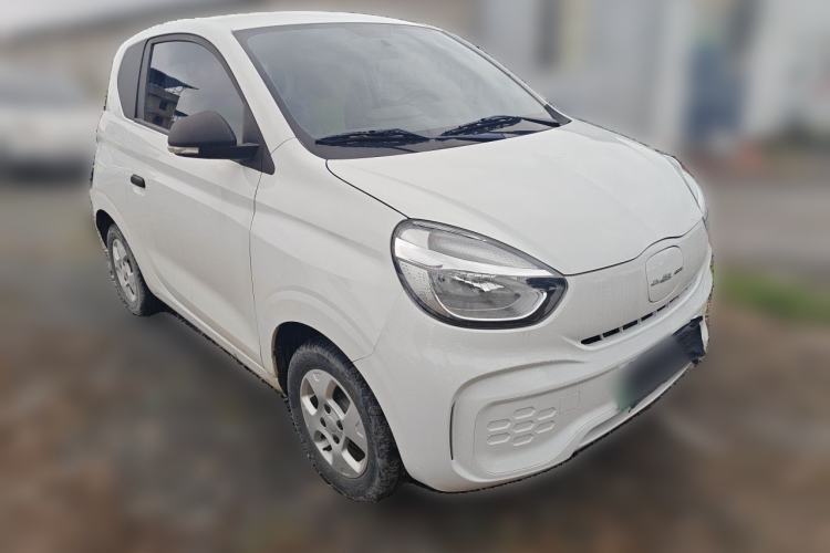 Used Roewe Clever 2021 302 km New Four-Seater Super-Efficient Version Front Right 45 Deg