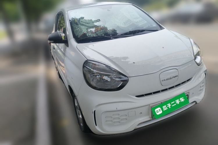 Used Roewe Clever 2021 302km All-Round Version Front Right 45 Deg