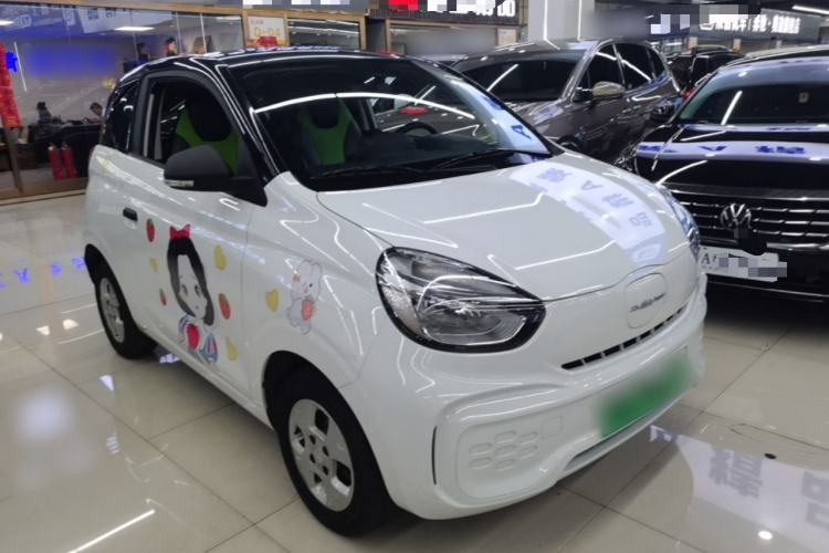 Used Roewe Clever 2021 302 km New Four-Seater Super-Efficient Version Front Right 45 Deg