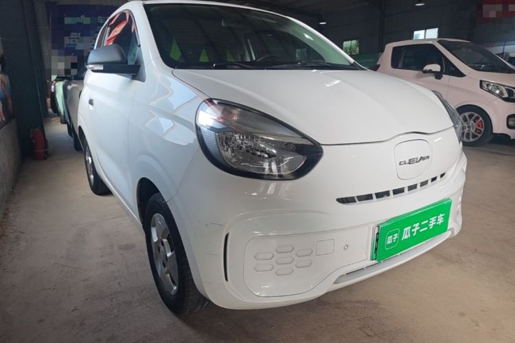 Used Roewe Clever 2021 302km All-Round Version Front Right 45 Deg