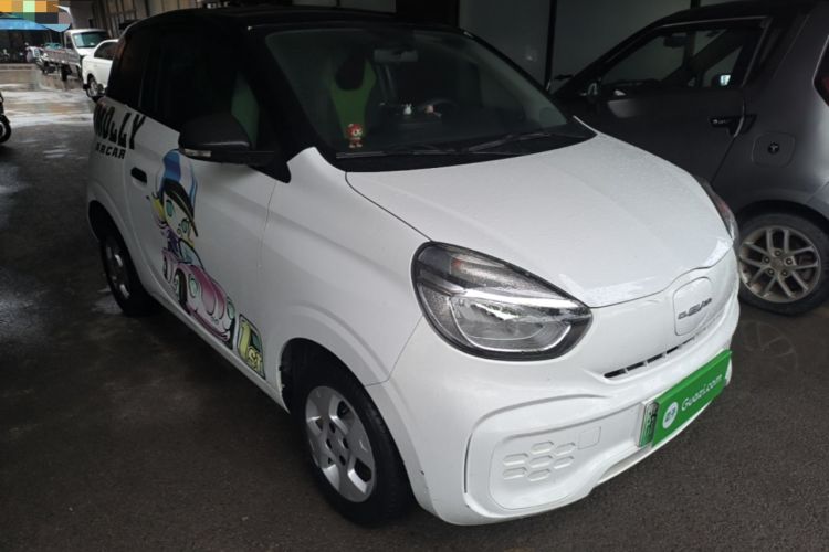Used Roewe Clever 2021 302 km New Four-Seater Super-Efficient Version Front Right 45 Deg