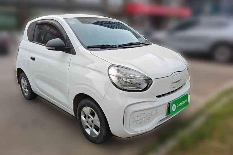 Used Roewe Clever 2021 302 km New Four-Seater Super-Efficient Version Front Right 45 Deg