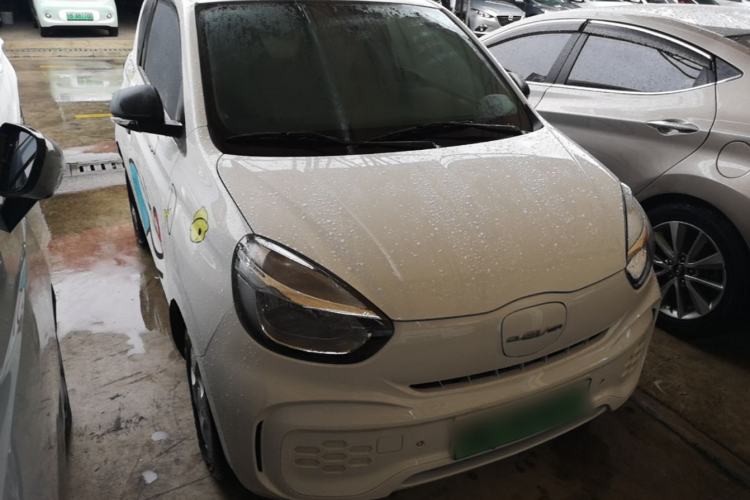 Used Roewe Clever 2021 302km All-Round Version Front Right 45 Deg