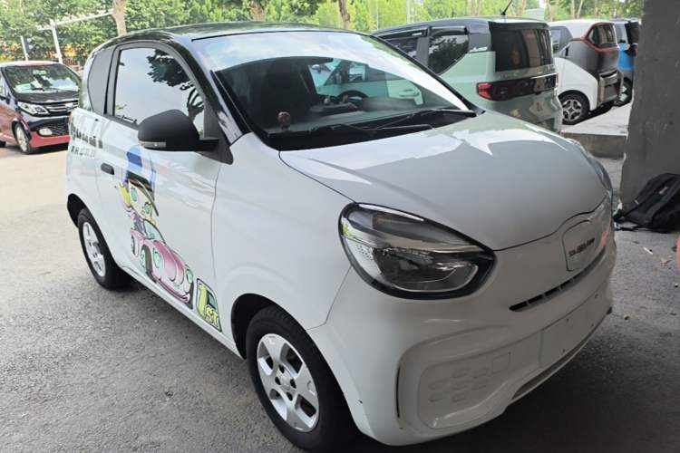 Used Roewe Clever 2021 302 km New Four-Seater Super-Efficient Version Front Right 45 Deg