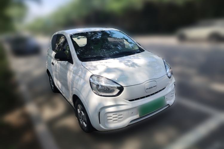 Used Roewe Clever 2021 302km All-Round Version Front Right 45 Deg