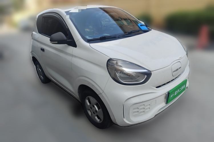 Used Roewe Clever 2021 302 km New Four-Seater Super-Efficient Version Front Right 45 Deg