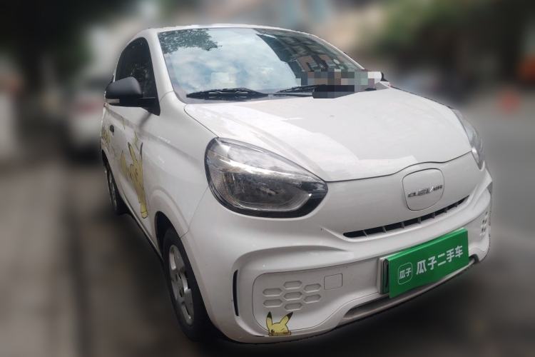 Used Roewe Clever 2021 302 km New Four-Seater Super-Efficient Version Front Right 45 Deg