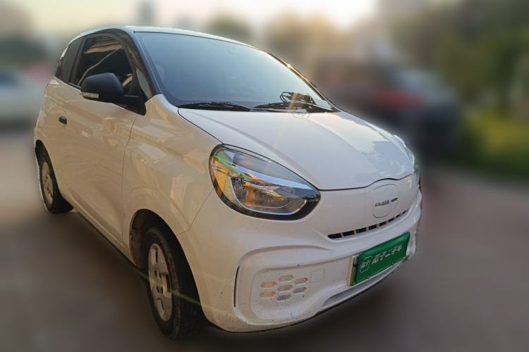 Used Roewe Clever 2021 302km Excellence Edition Front Right 45 Deg