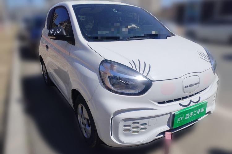 Used Roewe Clever 2021 302 km New Four-Seater Super-Efficient Version Front Right 45 Deg