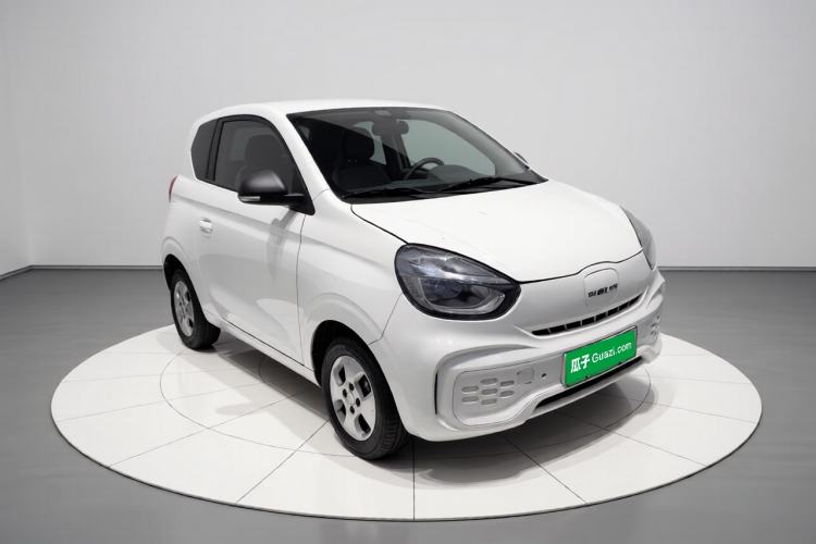 Used Roewe Clever 2021 302km All-Round Version Front Right 45 Deg