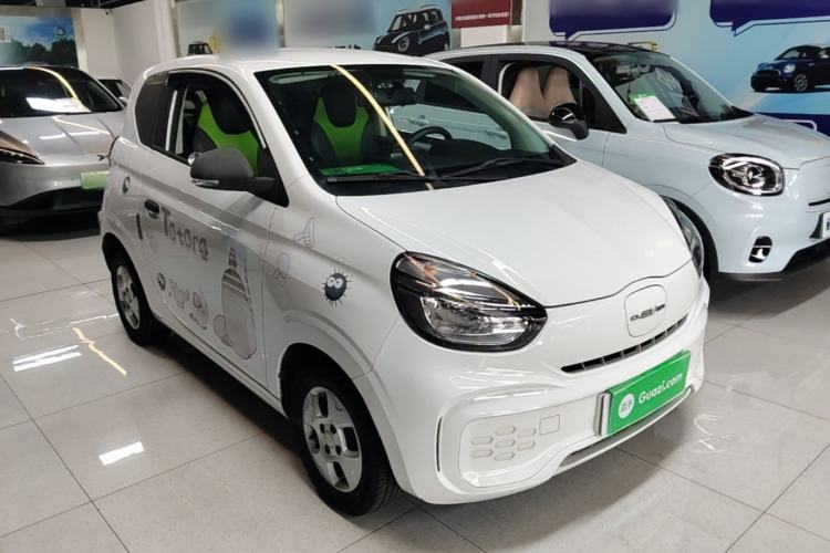 Used Roewe Clever 2021 302 km New Four-Seater Super-Efficient Version Front Right 45 Deg