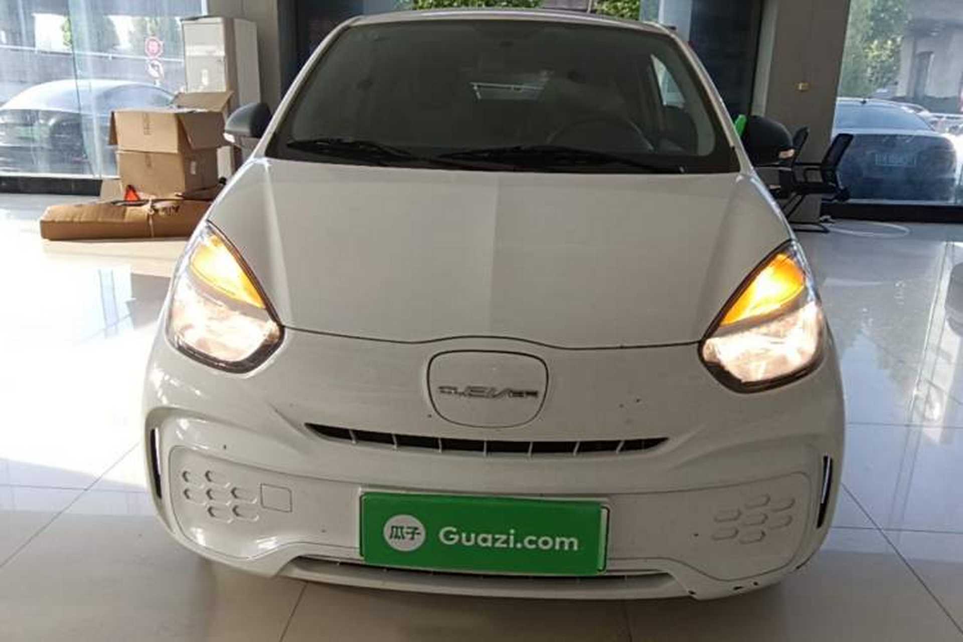 Used Roewe Clever 2021 302 km New Four-Seater Super-Efficient Version Front