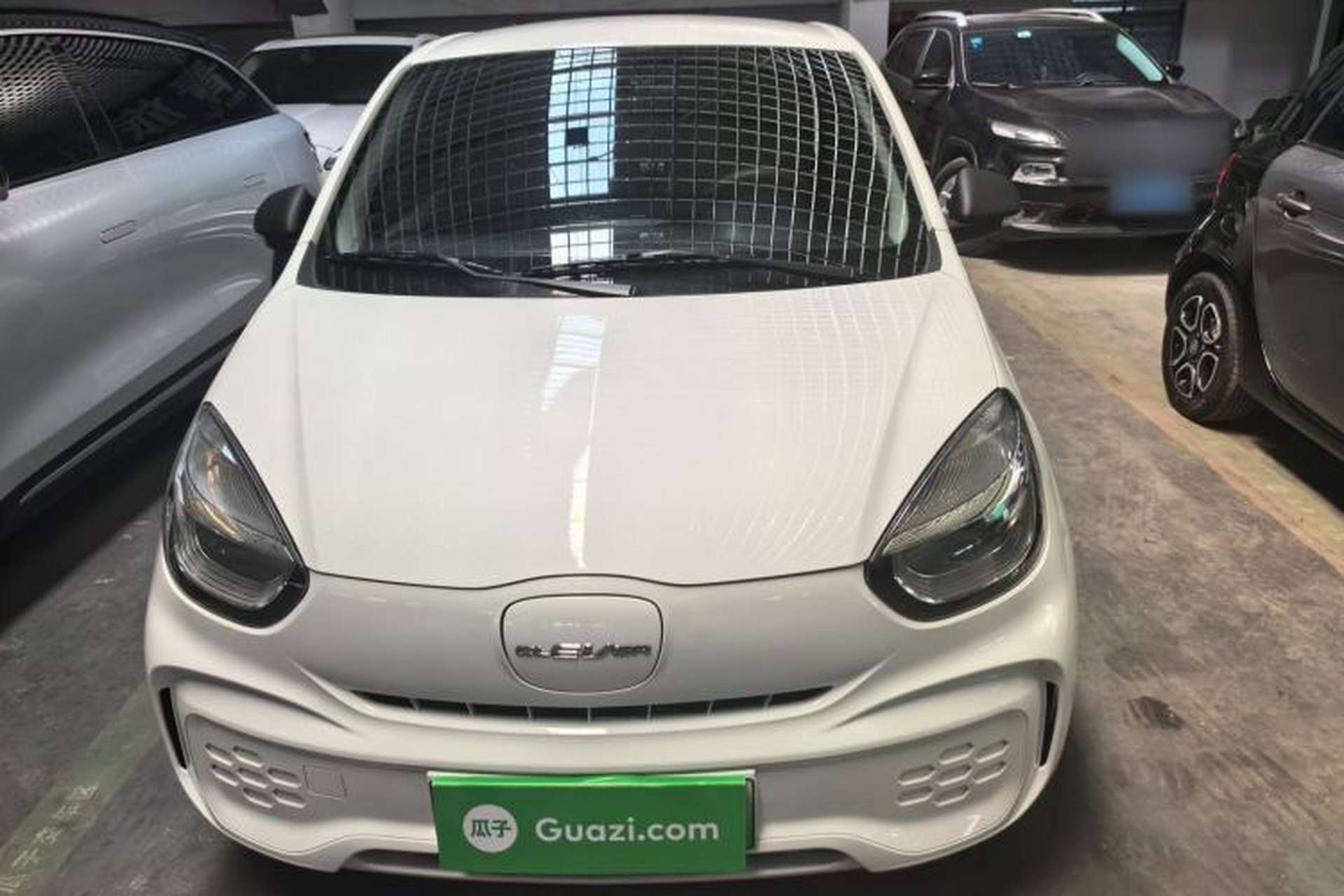 Used Roewe Clever 2021 302 km New Four-Seater Super-Efficient Version Front