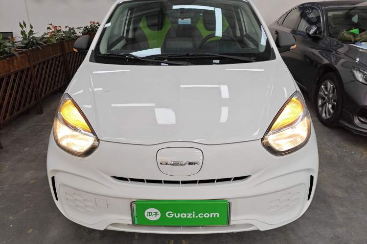Used Roewe Clever 2021 302 km New Four-Seater Super-Efficient Version Front