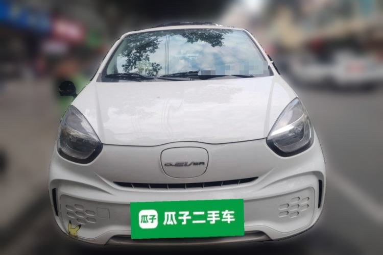 Used Roewe Clever 2021 302 km New Four-Seater Super-Efficient Version Front