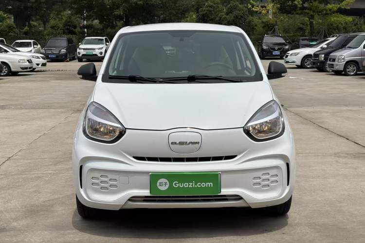 Used Roewe Clever 2021 302 km New Four-Seater Super-Efficient Version Front