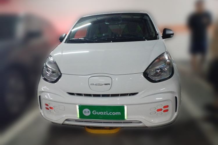 Used Roewe Clever 2021 302 km New Four-Seater Super-Efficient Version Front