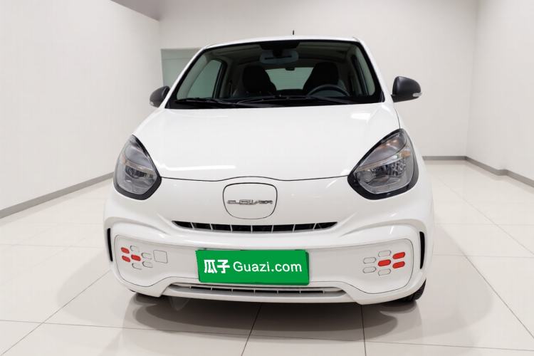 Used Roewe Clever 2021 302 km New Four-Seater Super-Efficient Version Front