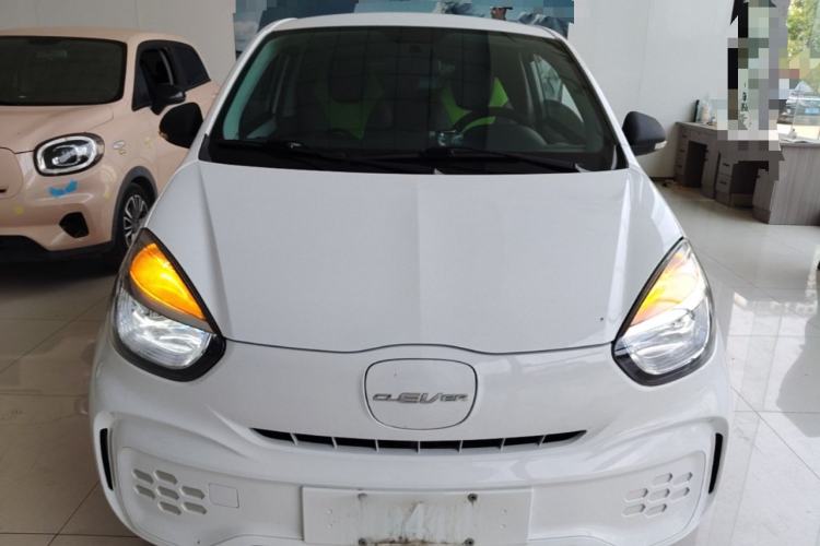 Used Roewe Clever 2021 302 km New Four-Seater Super-Efficient Version Front