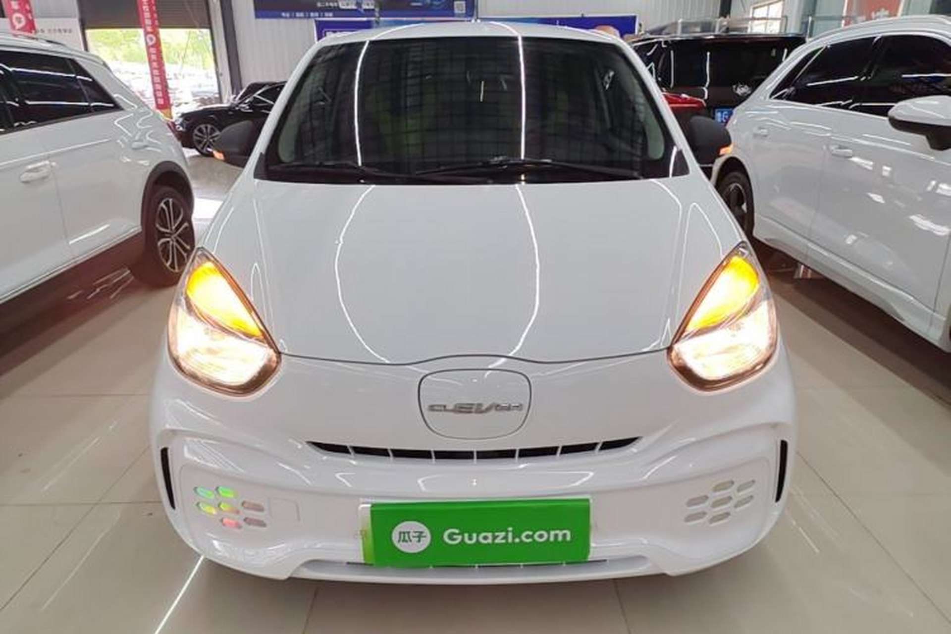 Used Roewe Clever 2021 302 km New Four-Seater Super-Efficient Version Front