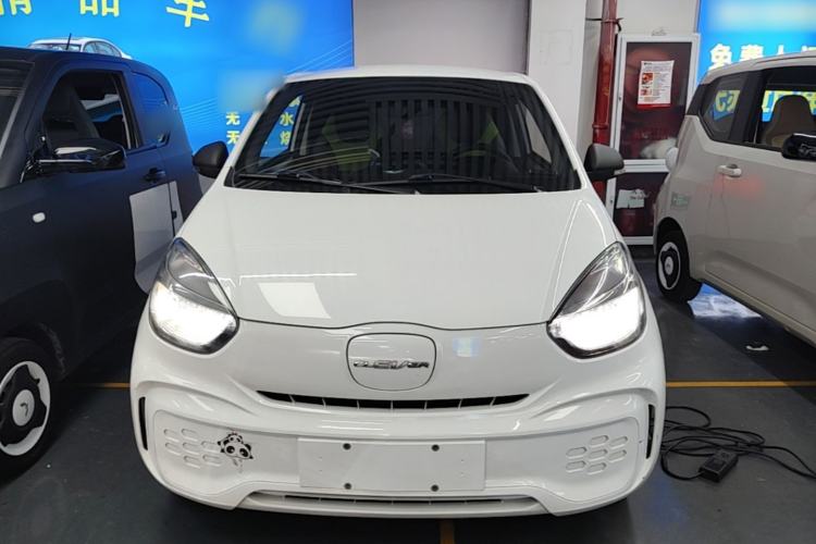 Used Roewe Clever 2021 302 km New Four-Seater Super-Efficient Version Front