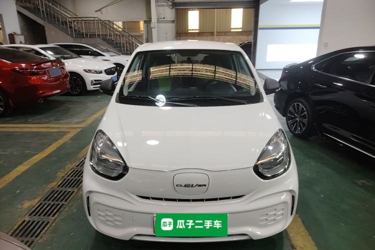 Used Roewe Clever 2021 302 km New Four-Seater Super-Efficient Version Front