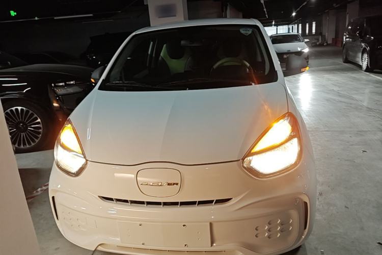 Used Roewe Clever 2021 302 km New Four-Seater Super-Efficient Version Front