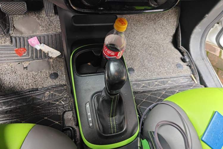 Used Roewe Clever 2021 302km All-Round Version Gear Lever