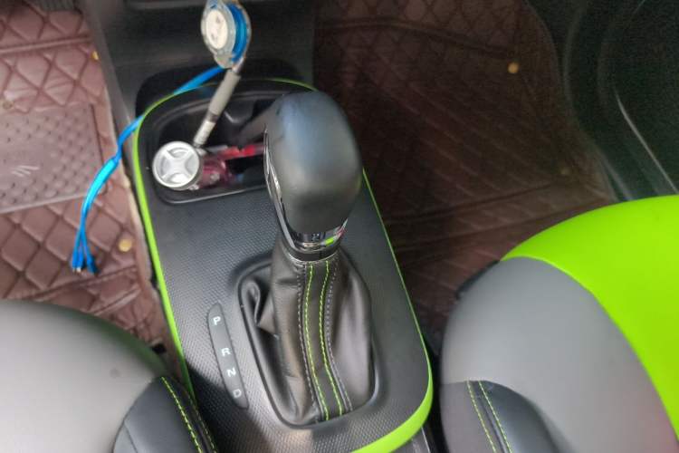 Used Roewe Clever 2021 302km Excellence Edition Gear Lever