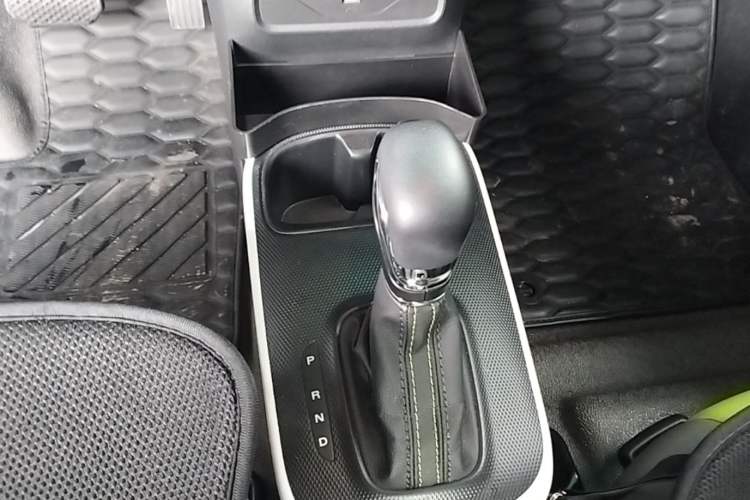 Used Roewe Clever 2021 302km Excellence Edition Gear Lever