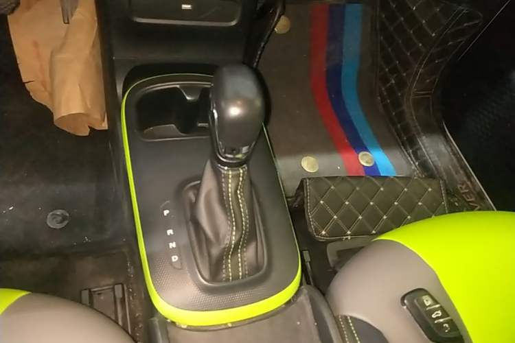 Used Roewe Clever 2021 302km Excellence Edition Gear Lever