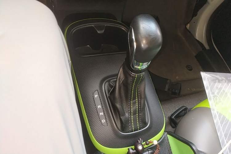 Used Roewe Clever 2021 302km Excellence Edition Gear Lever