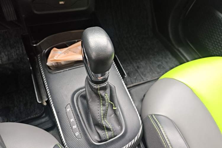 Used Roewe Clever 2021 302km Excellence Edition Gear Lever