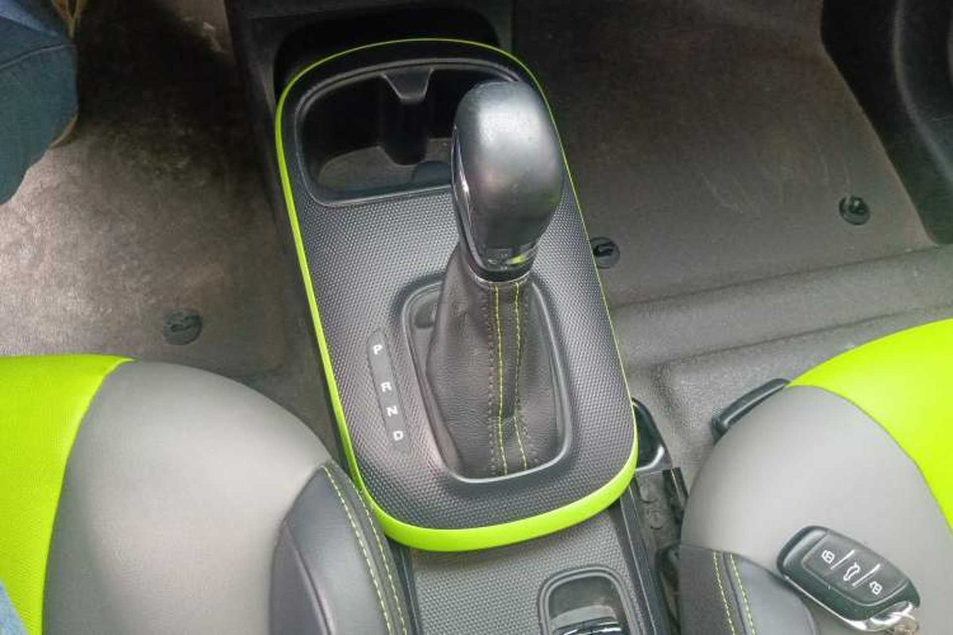 Used Roewe Clever 2021 302km Excellence Edition Gear Lever
