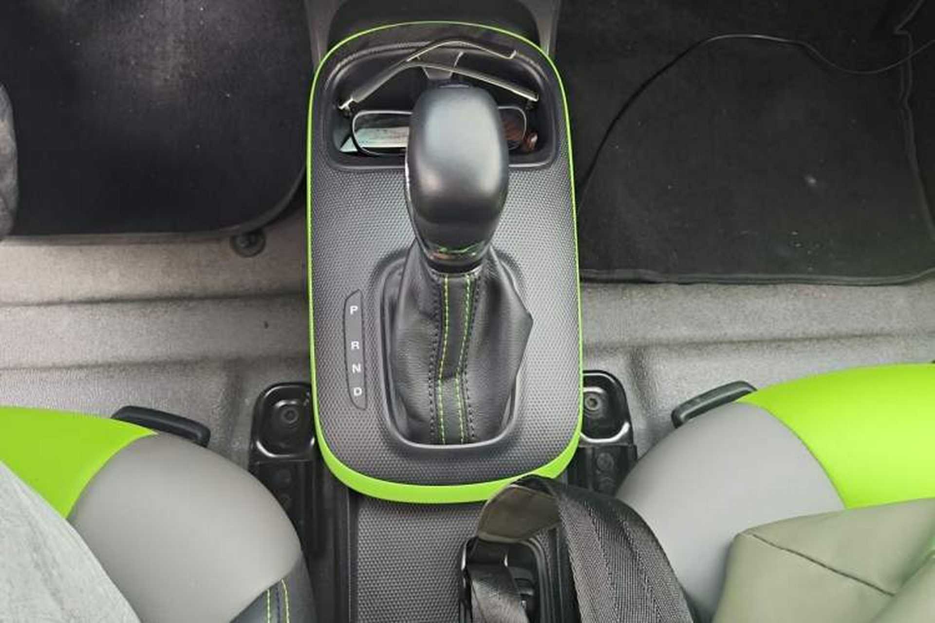 Used Roewe Clever 2021 302km Excellence Edition Gear Lever