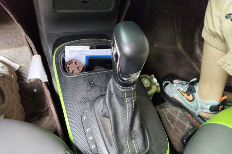 Used Roewe Clever 2021 302km All-Round Version Gear Lever