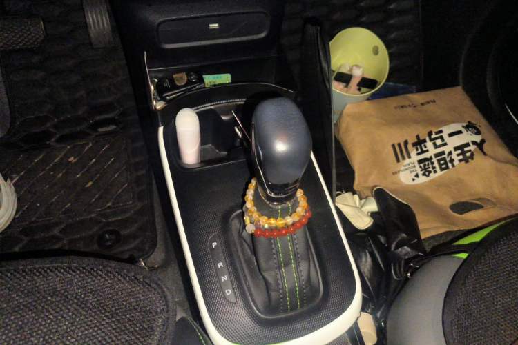 Used Roewe Clever 2021 302km Excellence Edition Gear Lever