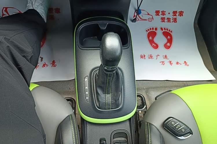 Used Roewe Clever 2021 302km All-Round Version Gear Lever