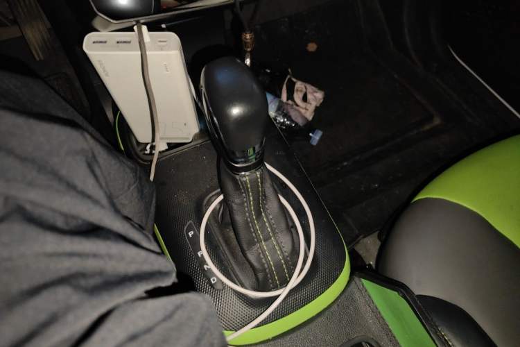 Used Roewe Clever 2021 302km All-Round Version Gear Lever