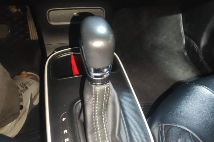 Used Roewe Clever 2021 302km All-Round Version Gear Lever