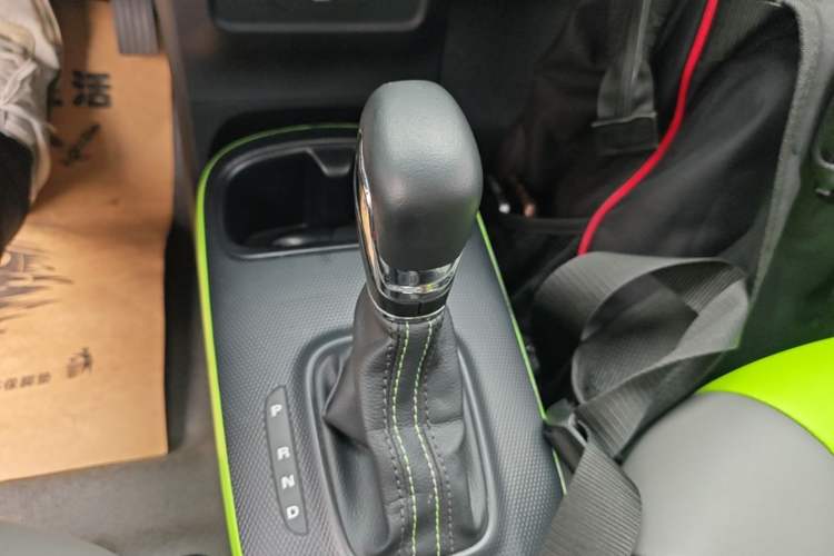 Used Roewe Clever 2021 302km All-Round Version Gear Lever