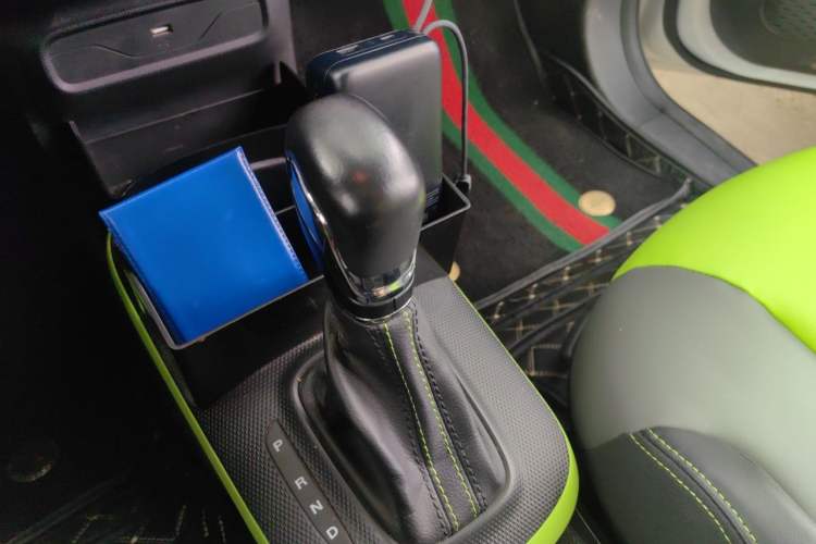 Used Roewe Clever 2021 302km Excellence Edition Gear Lever
