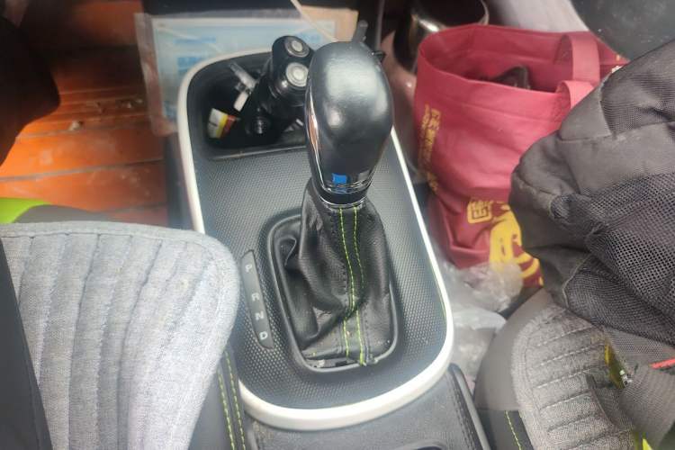 Used Roewe Clever 2021 302km All-Round Version Gear Lever