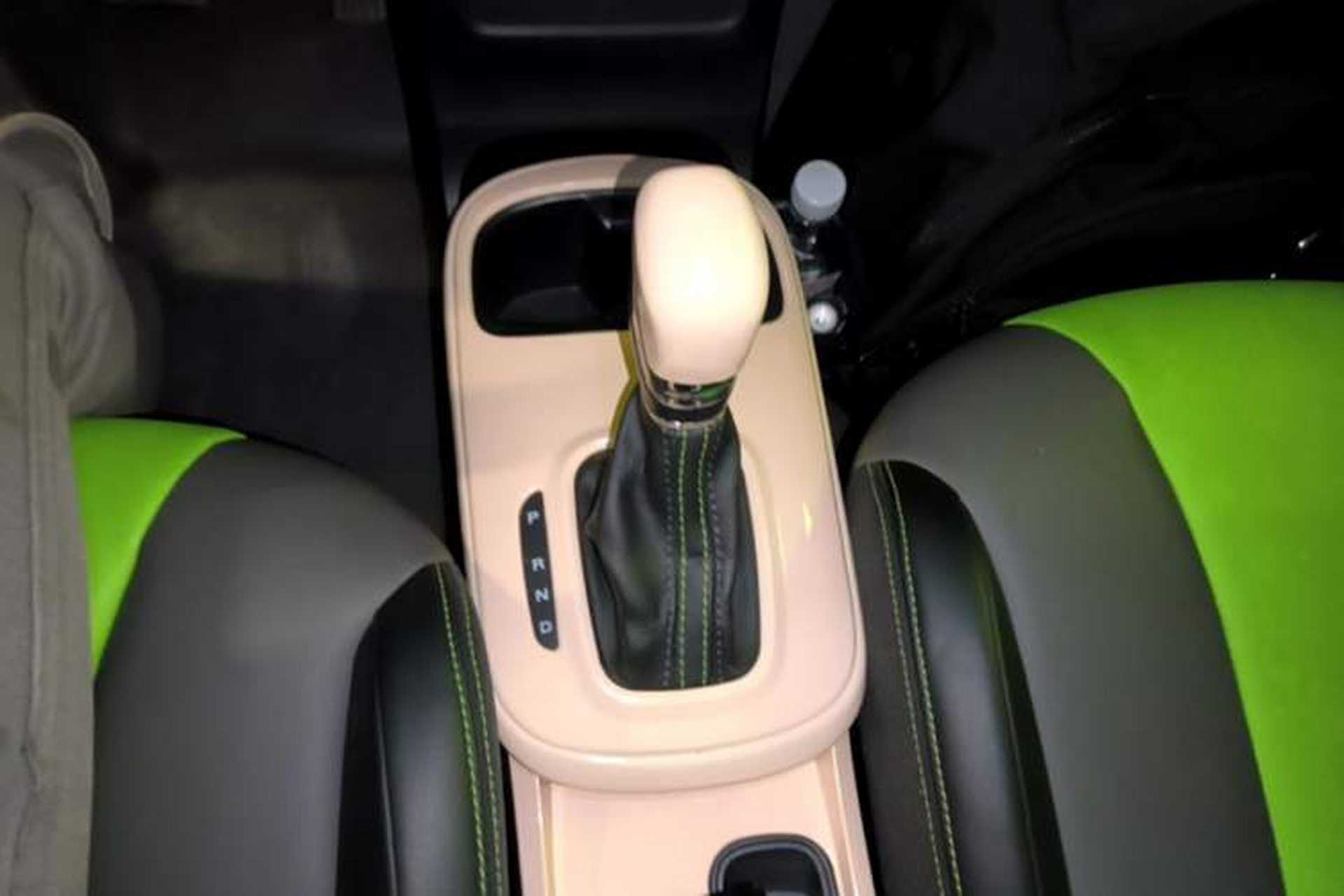 Used Roewe Clever 2021 302km All-Round Version Gear Lever