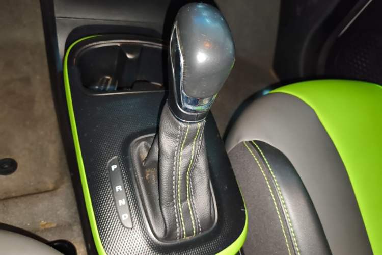 Used Roewe Clever 2021 302km Excellence Edition Gear Lever